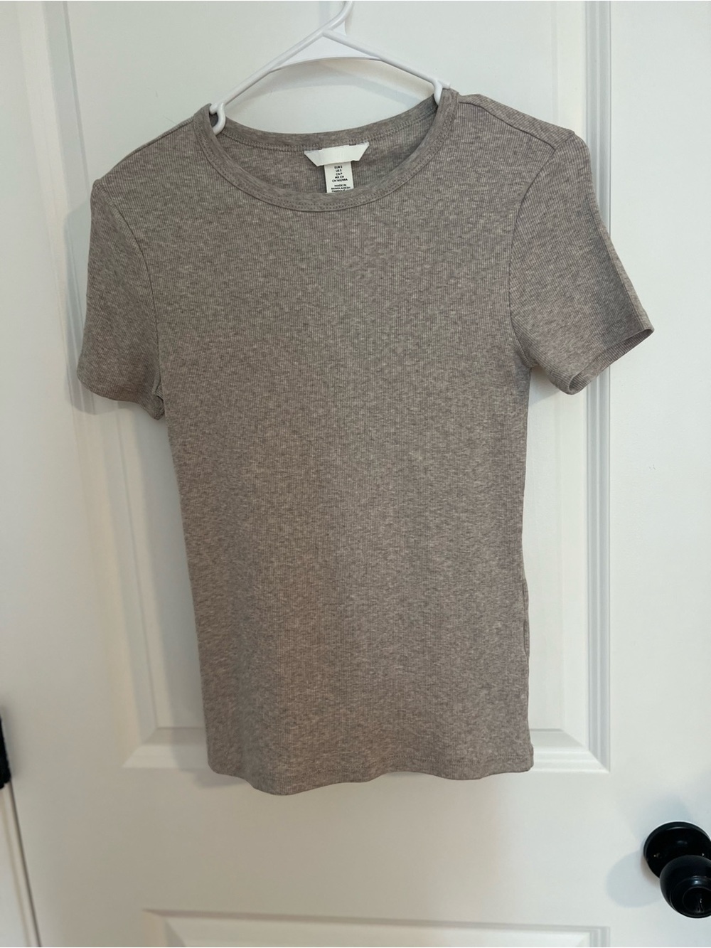H&M Women fitted t-shirt made of ribbed cotton jersey Heather Gray